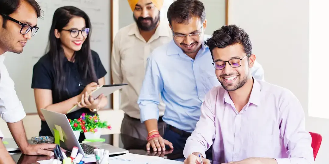 freepik illustration of /images/rpo/compliancePeopleHiring.webp 